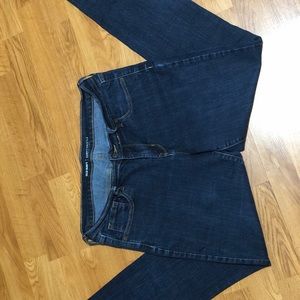 Old Navy S12 Curvy, Mid-Rise Jeans